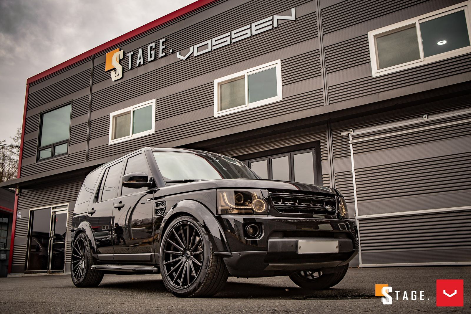 Vossen Forged VFS-2 on Land Rover Discovery 4 (L319)
