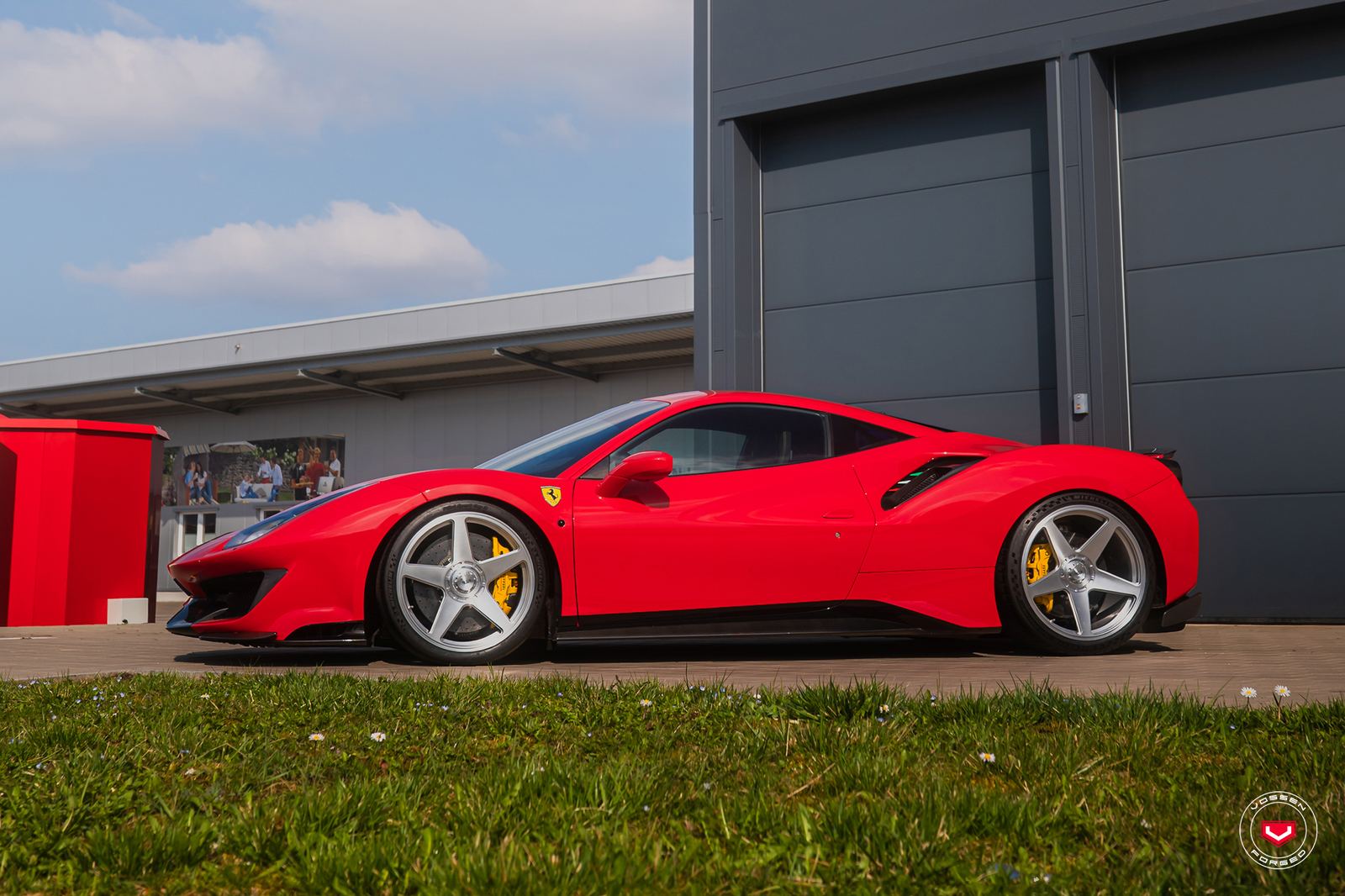 Vossen Forged GEN-01 on Ferrari 488, photo 2