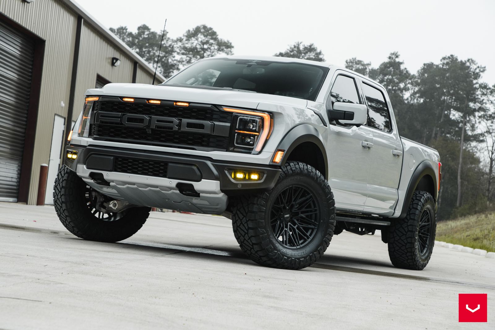 Vossen Forged HF6-5 on Ford F-150 Raptor 3rd generation (2021-present)