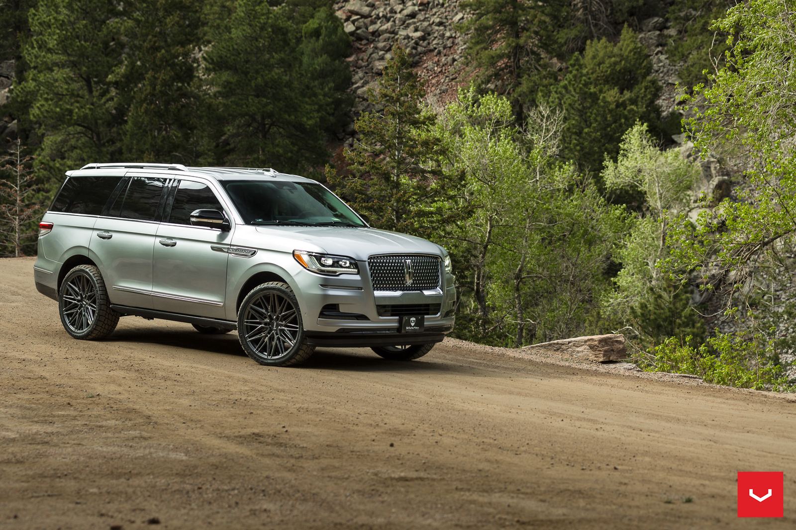 Vossen Forged HF6-5 on Lincoln Navigator 4th gen (U554)