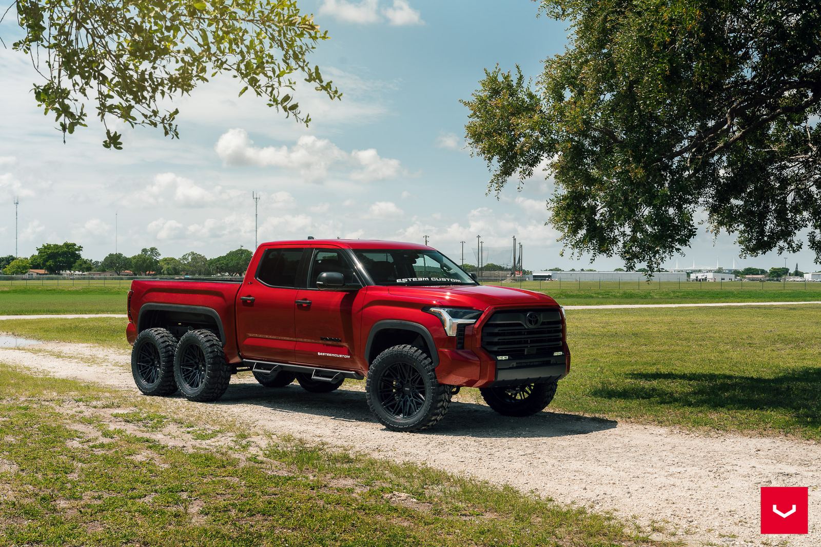 Vossen Forged HF6-5 on Toyota Tundra XK70