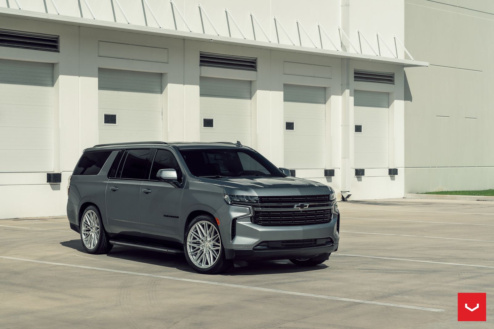 Vossen Forged HF6-5 on Chevrolet Suburban T1