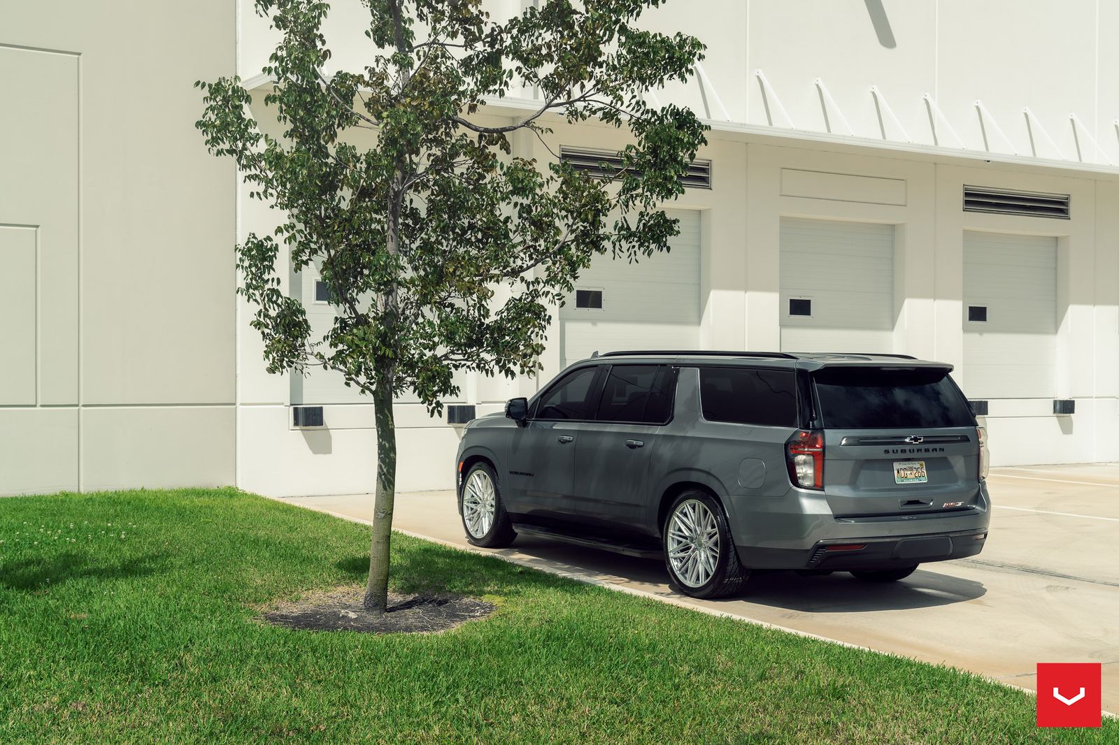 Vossen Forged HF6-5 on Chevrolet Suburban T1, photo 2