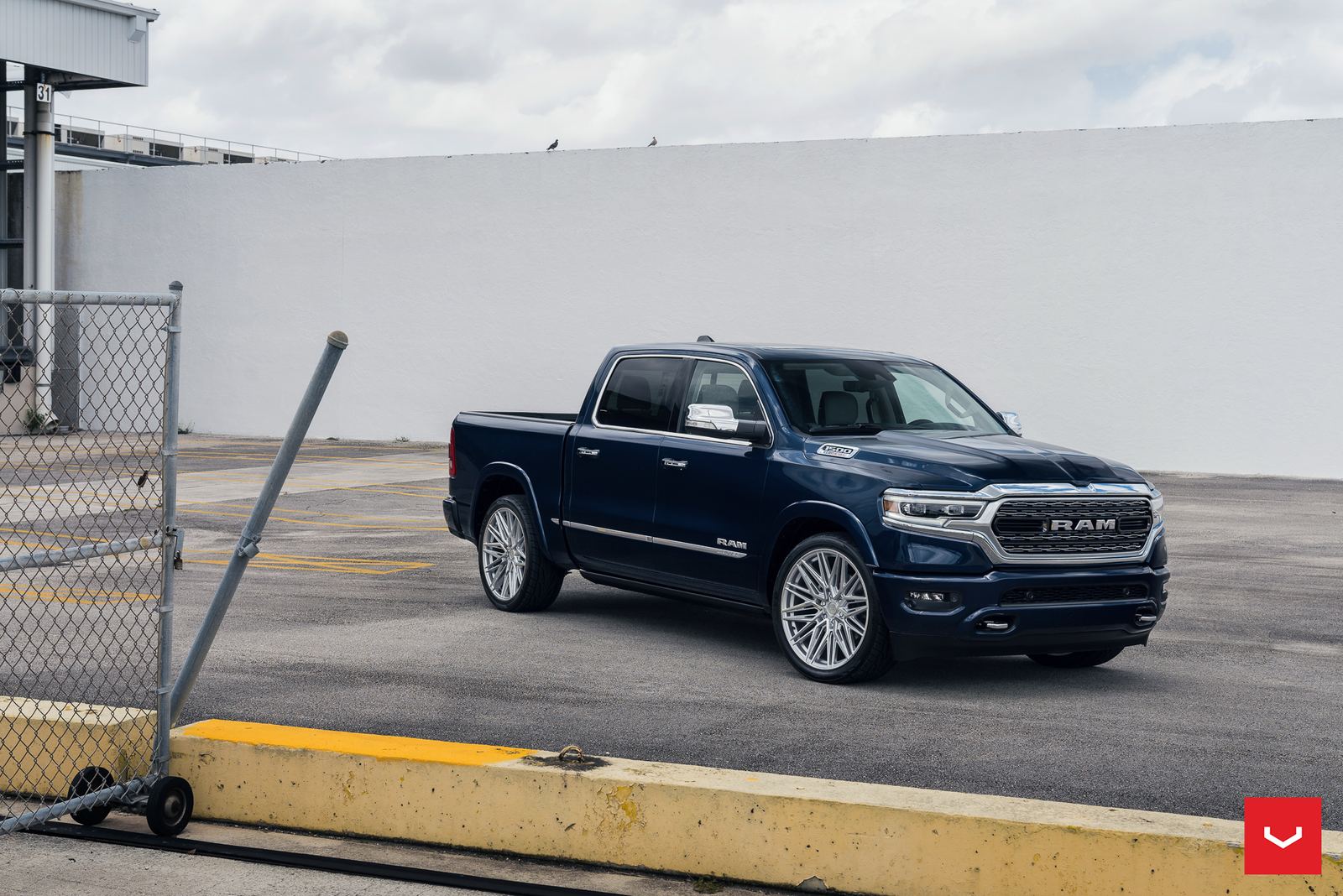 Vossen Forged HF6-5 on RAM 1500 5th gen (DT)