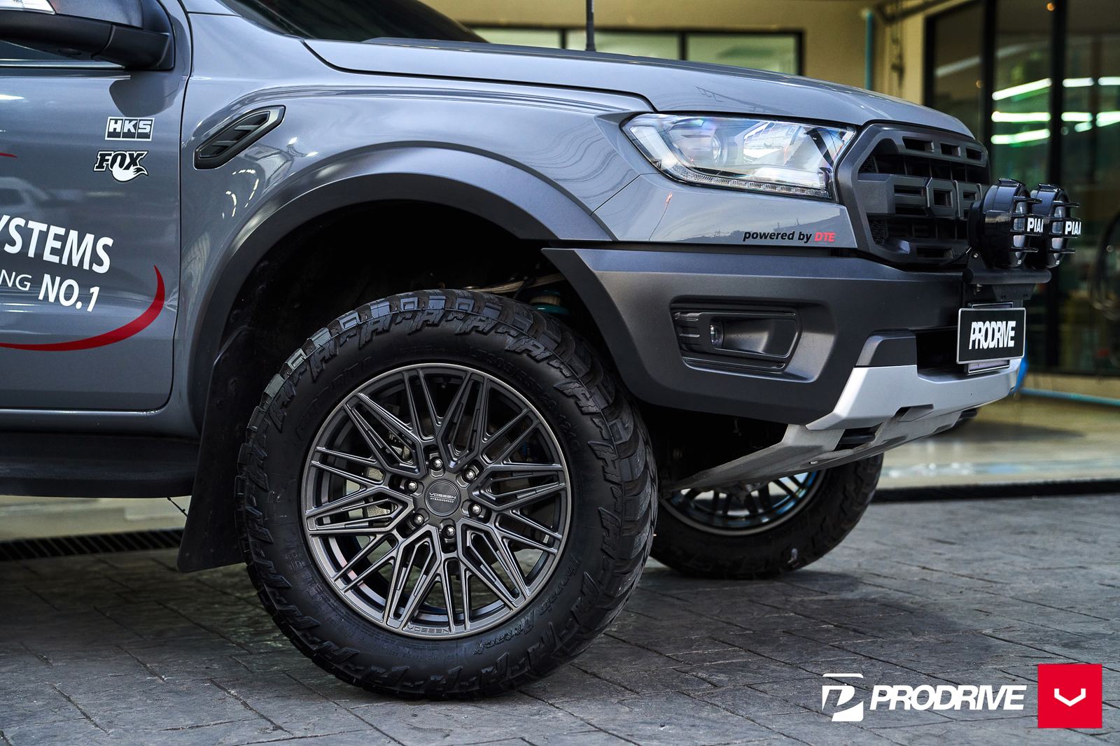 Vossen Forged HF6-5 on Ford Ranger T6 (2016-2022), photo 2
