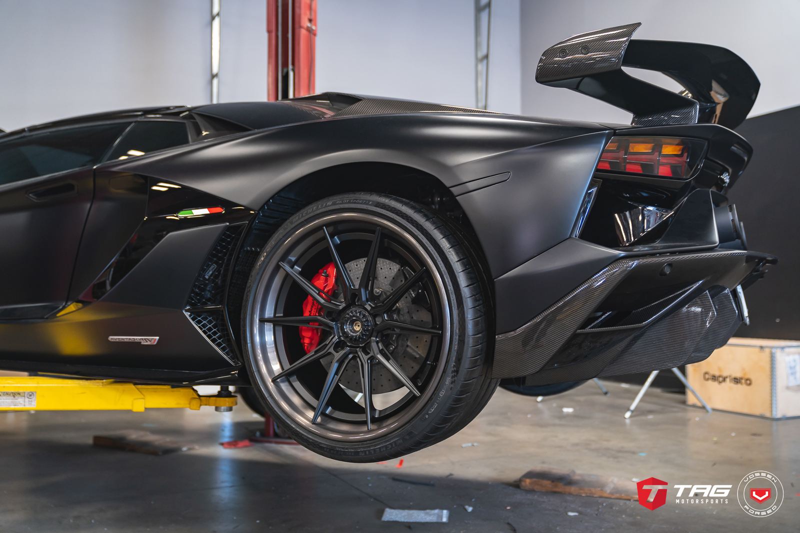 Vossen Forged EVO-2R (3-Piece) on Lamborghini Aventador First Gen.1, photo 2