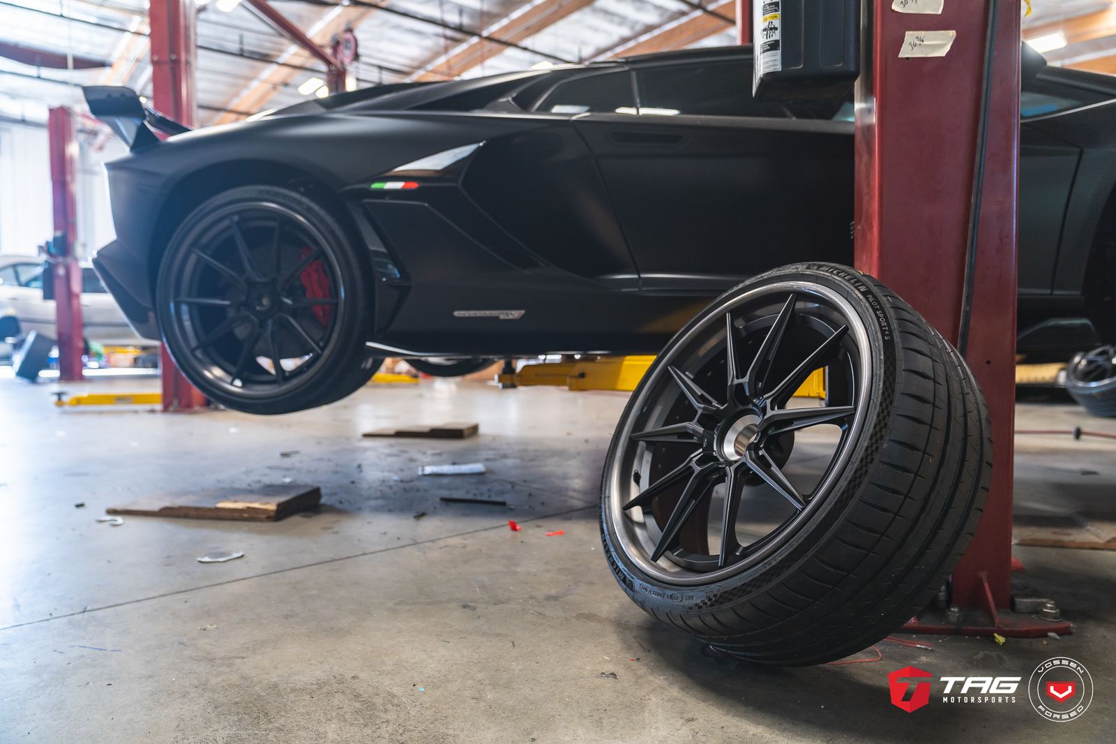 Vossen Forged EVO-2R (3-Piece) on Lamborghini Aventador First Gen.1, photo 3