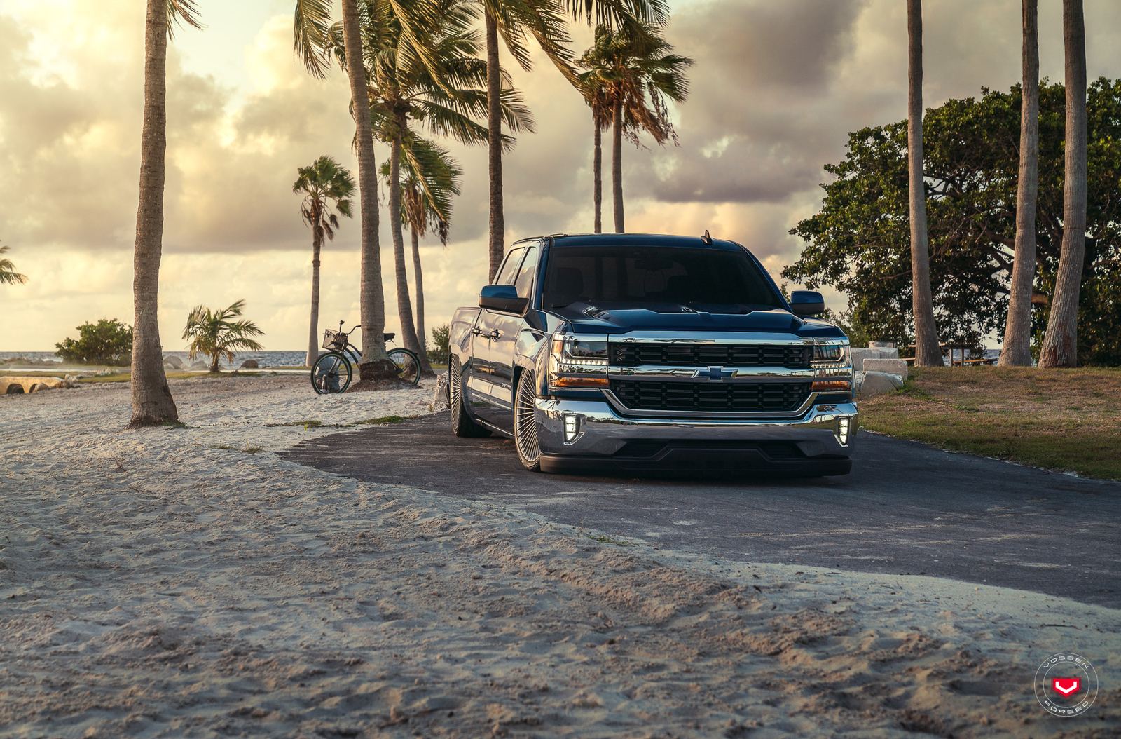 Vossen Forged S17-16 on Chevrolet Silverado K2XX, photo 3