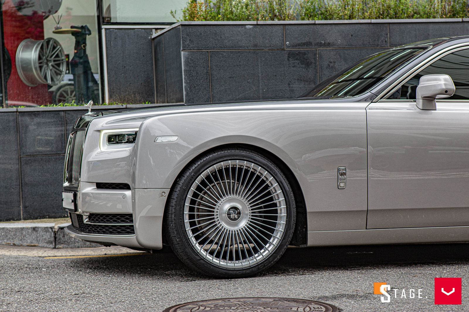 Vossen Forged S17-16 on Rolls-Royce Phantom VIII.1, photo 2