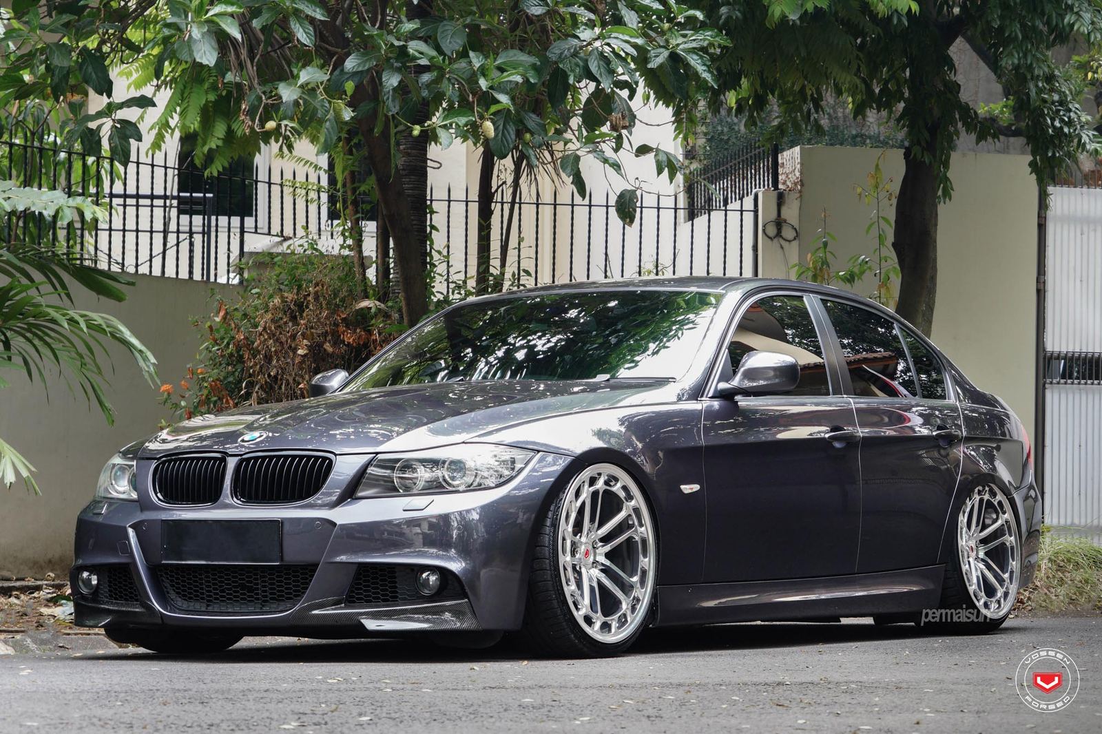 Vossen Forged LC2-C1 on BMW 3 Series E90.1