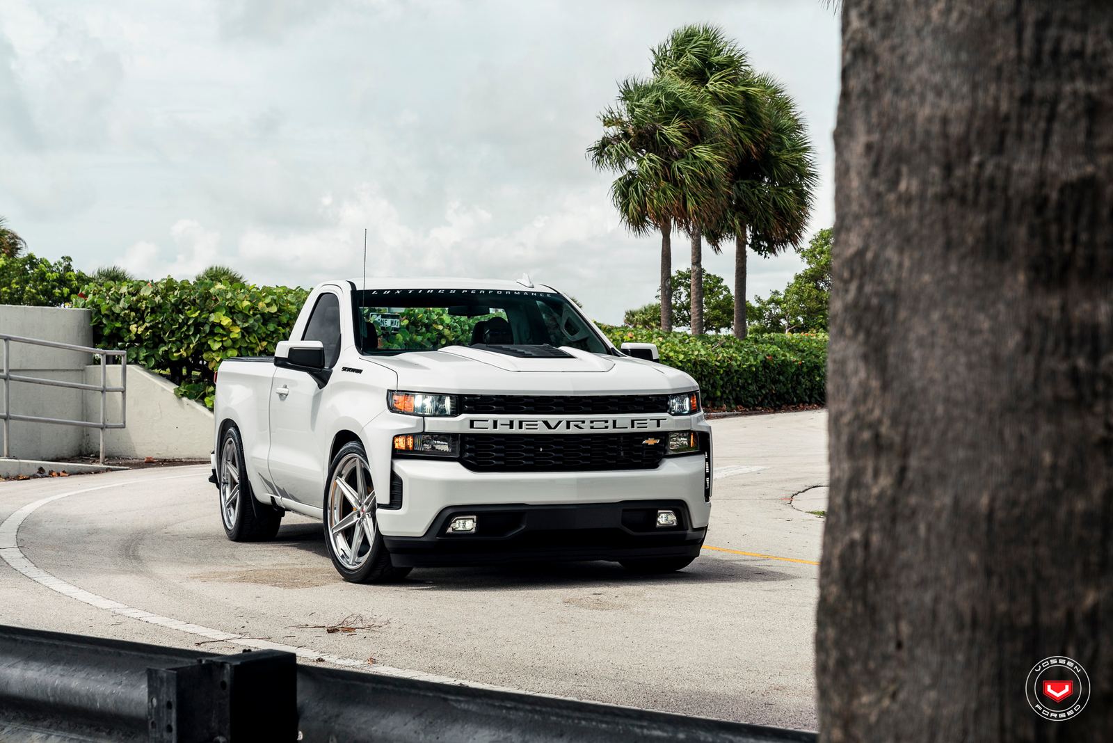 Vossen Forged M-X5 (3-Piece) on Chevrolet Silverado T1.1