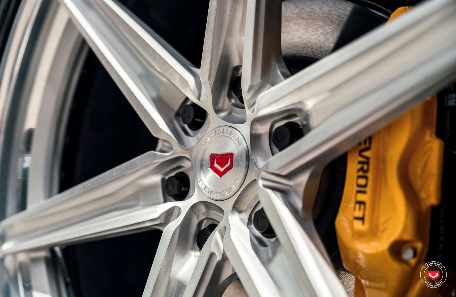 Vossen Forged M-X5 (3-Piece) on Chevrolet Silverado T1.1, photo 3