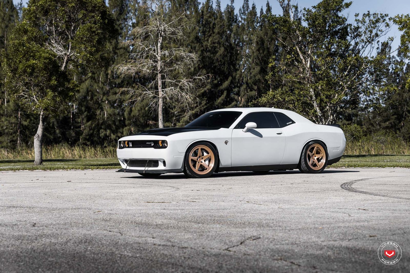 Vossen Forged LC-101 on Dodge Challenger LC (3rd gen)