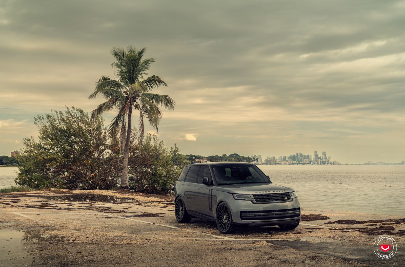 Vossen Forged GEN-04 on Land Rover Range Rover L460, photo 2