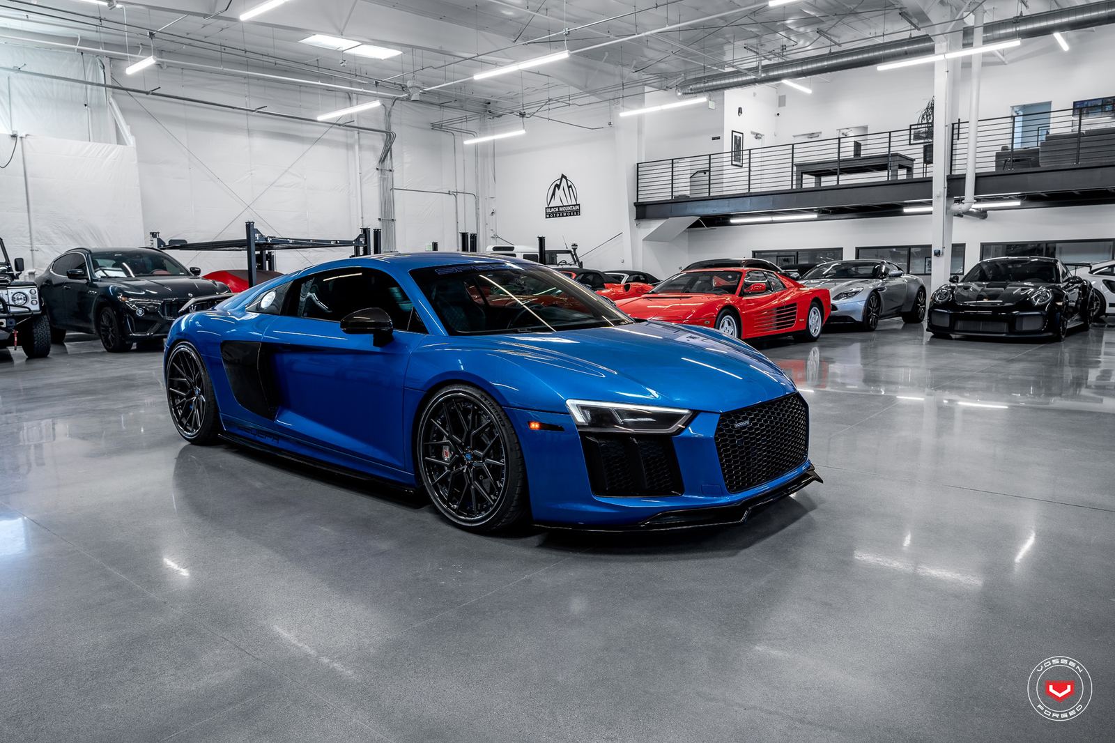 Vossen Forged M-X3 (3-Piece) on Audi R8 Type 4S.1
