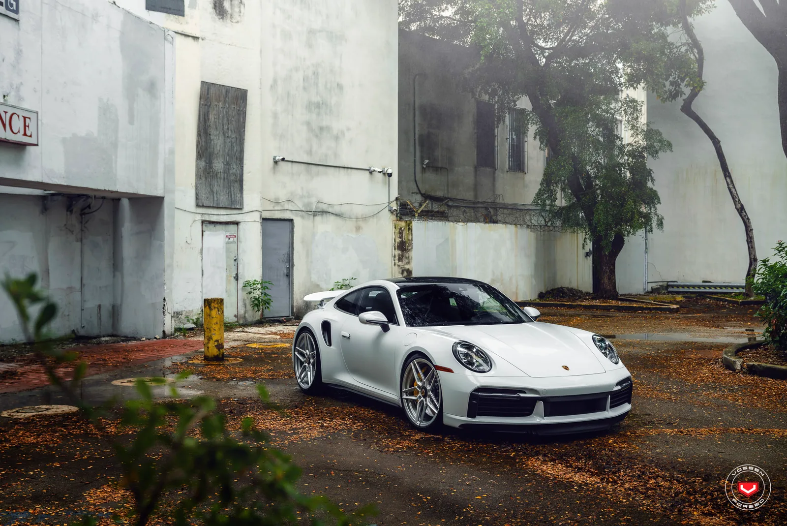 Vossen Forged EVO-1R on Porsche 911 992.1