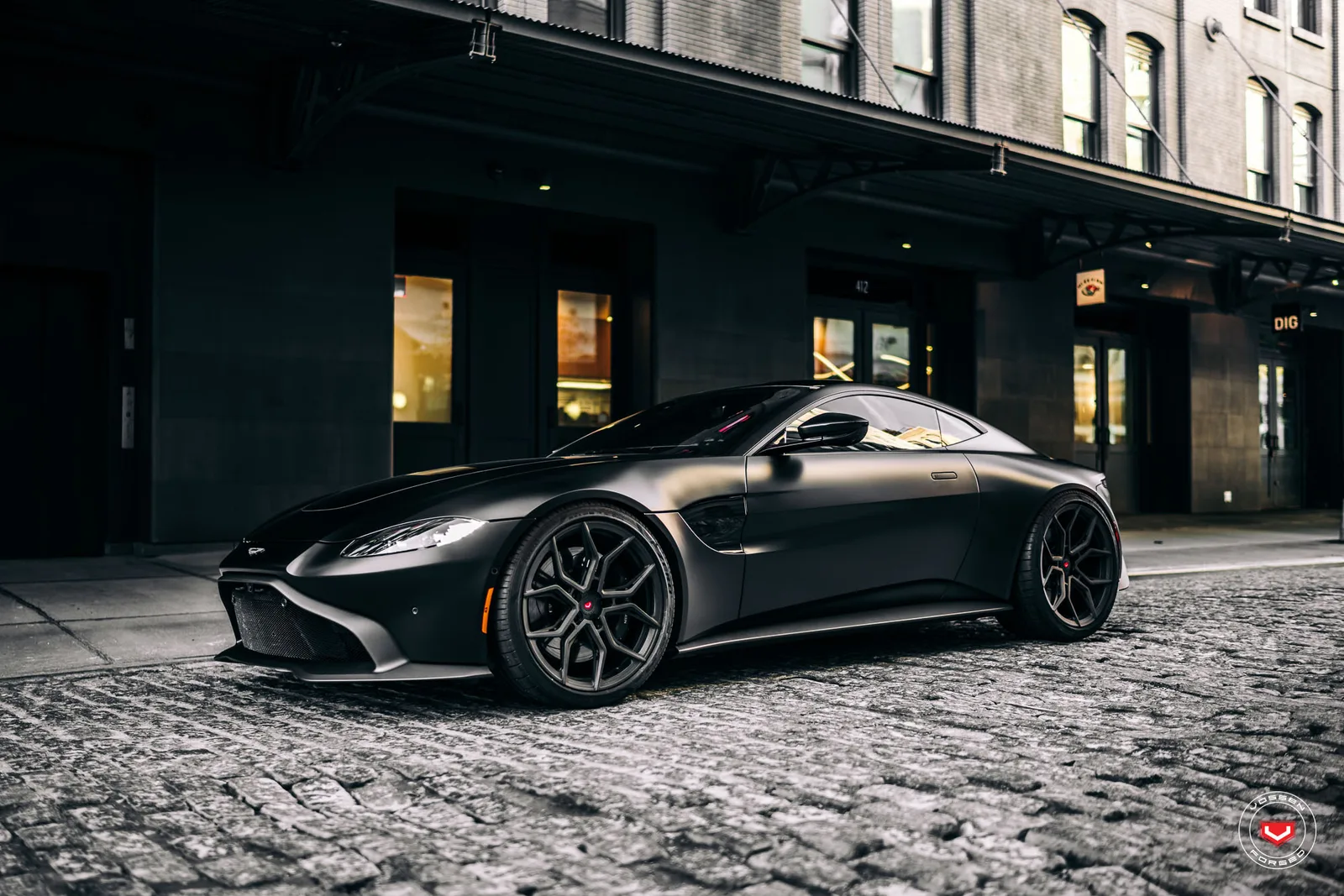 Vossen Forged EVO-3R on Aston Martin Vantage (2018).1