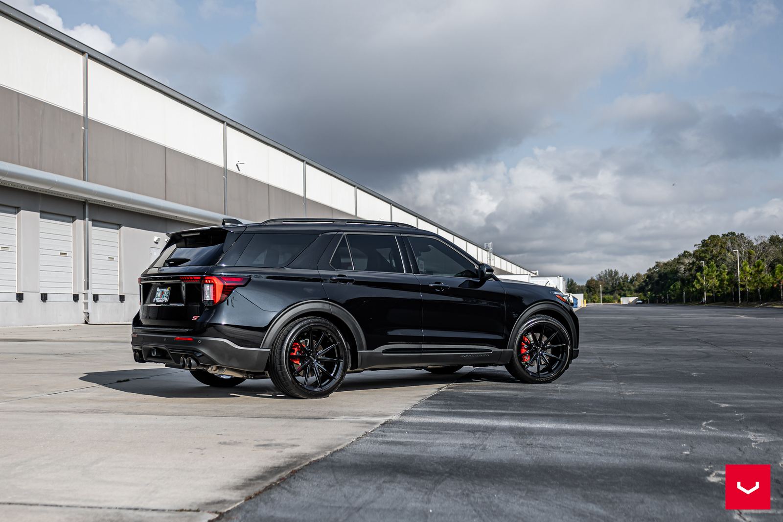Vossen Forged HFX-2 (5-lug) on Ford Explorer 6th gen (U625), photo 2