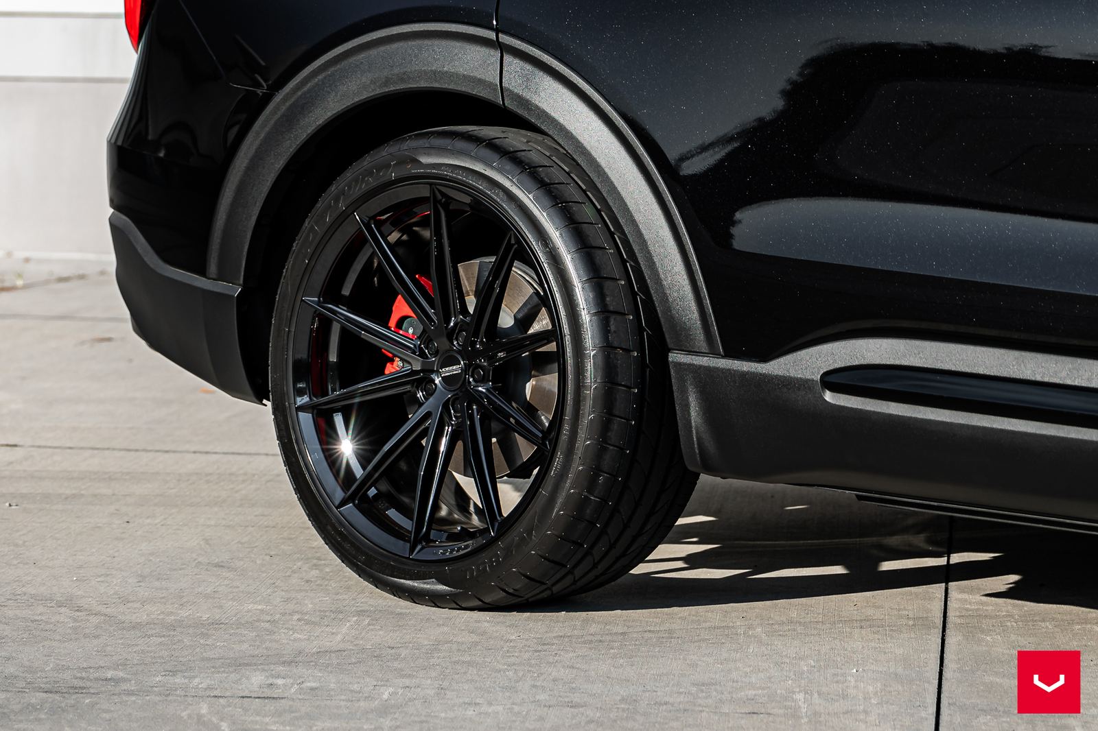 Vossen Forged HFX-2 (5-lug) on Ford Explorer 6th gen (U625), photo 3