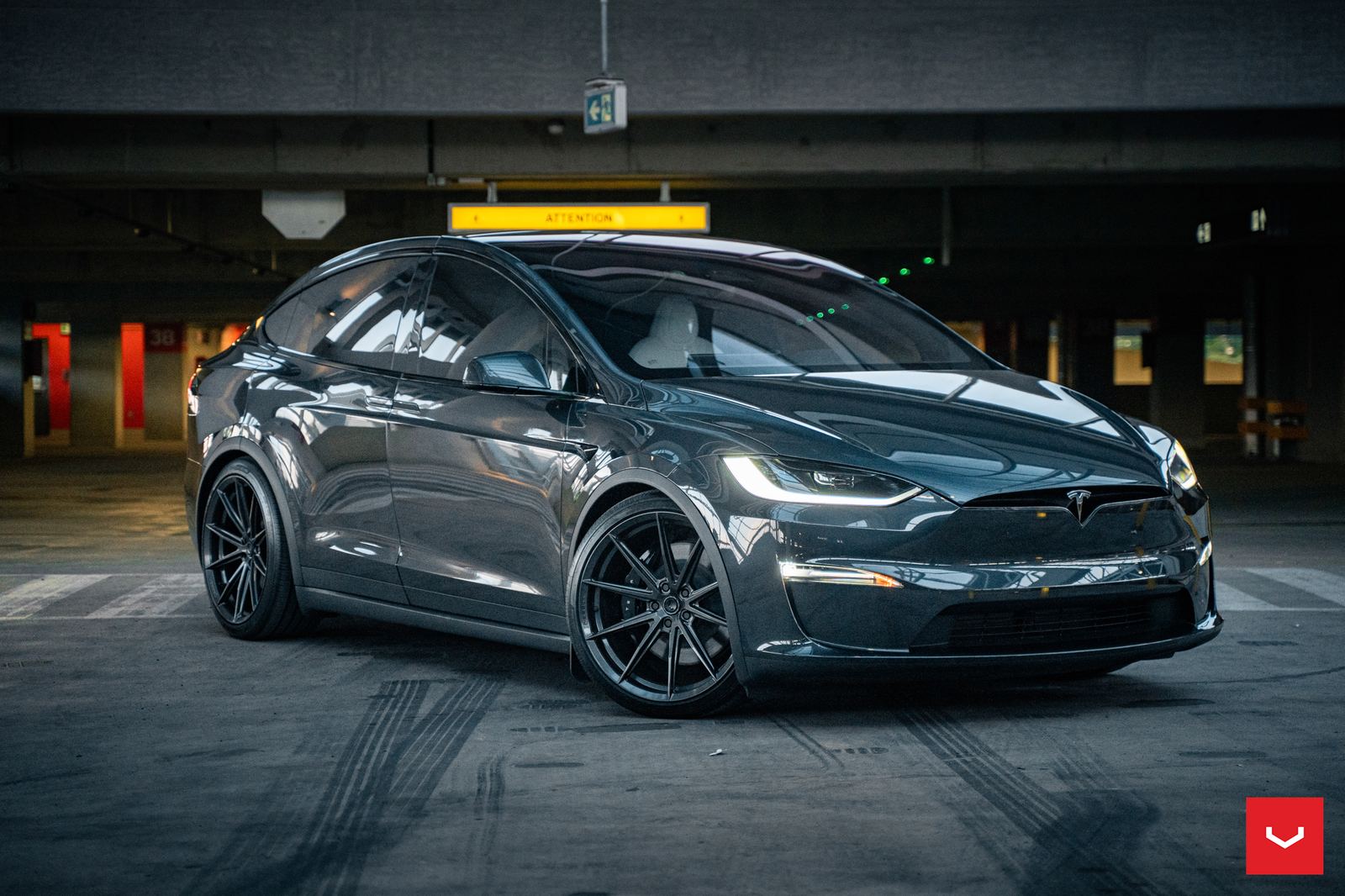 Vossen Forged HFX-2 (5-lug) on Tesla Model X Original (2015-2021), photo 2