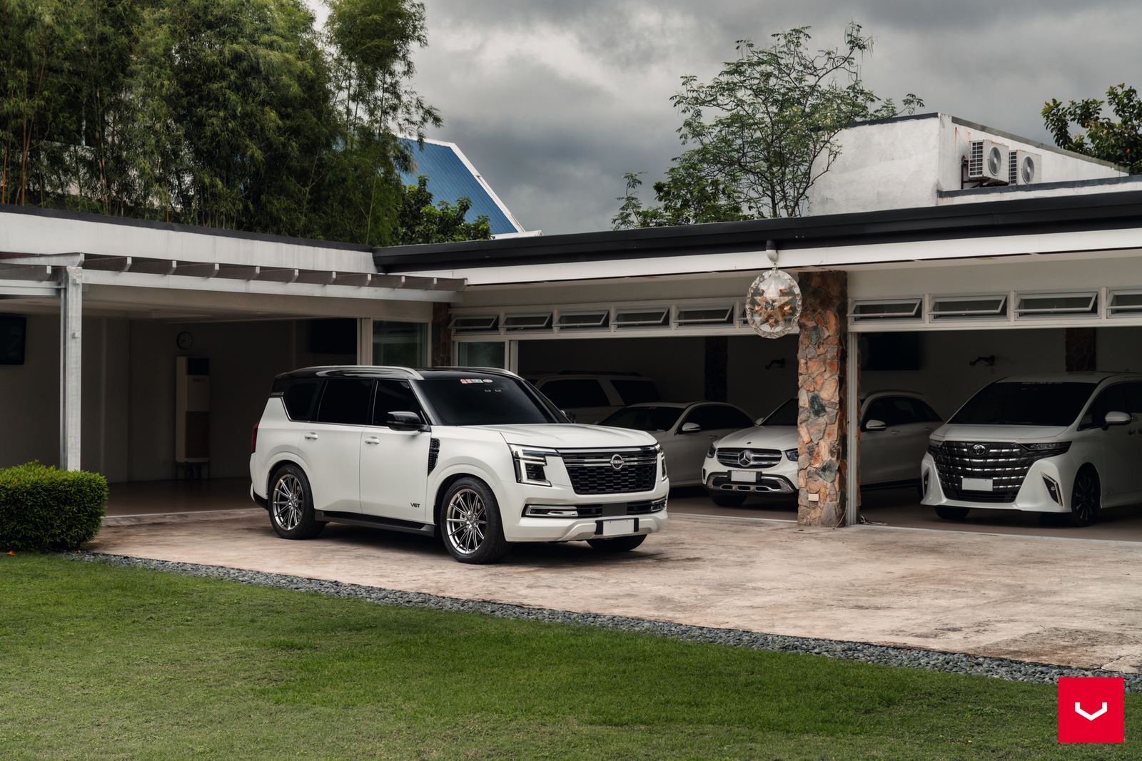Vossen Forged HFX-2 (6-lug) on Nissan Patrol Y63