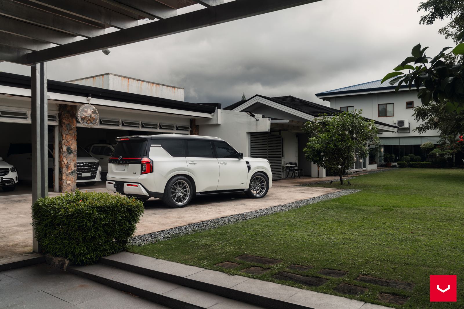 Vossen Forged HFX-2 (6-lug) on Nissan Patrol Y63, photo 2