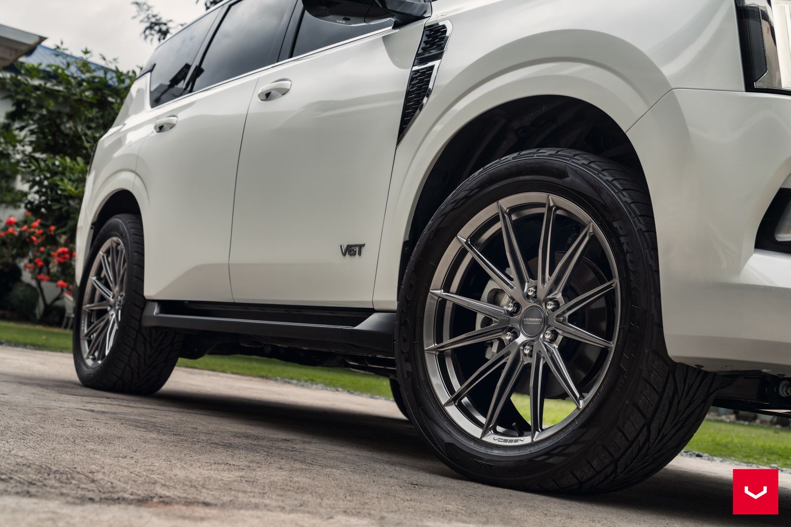 Vossen Forged HFX-2 (6-lug) on Nissan Patrol Y63, photo 3