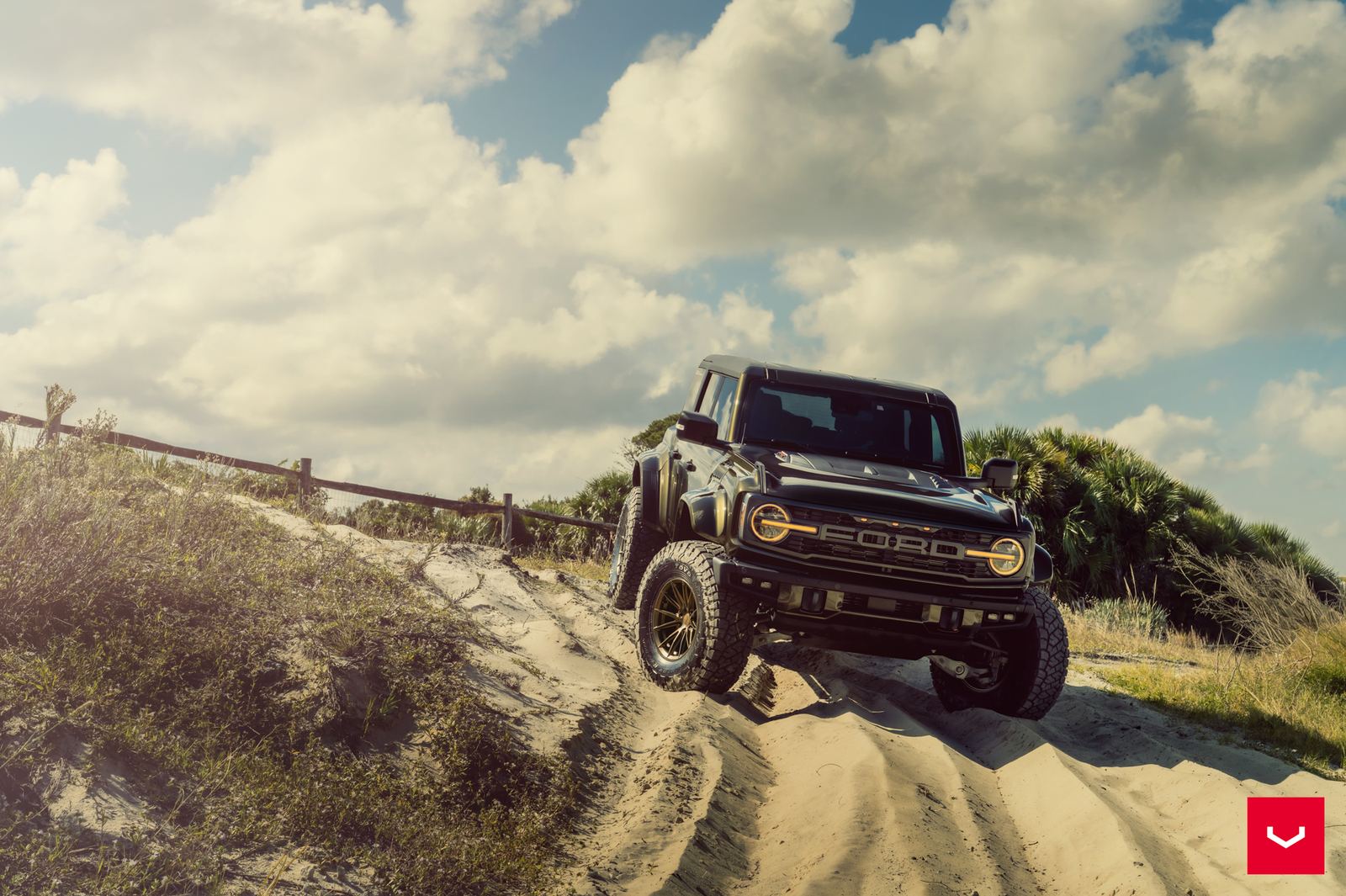 Vossen Forged HFX-2 (6-lug) on Ford Bronco 6th generation (2021-present)