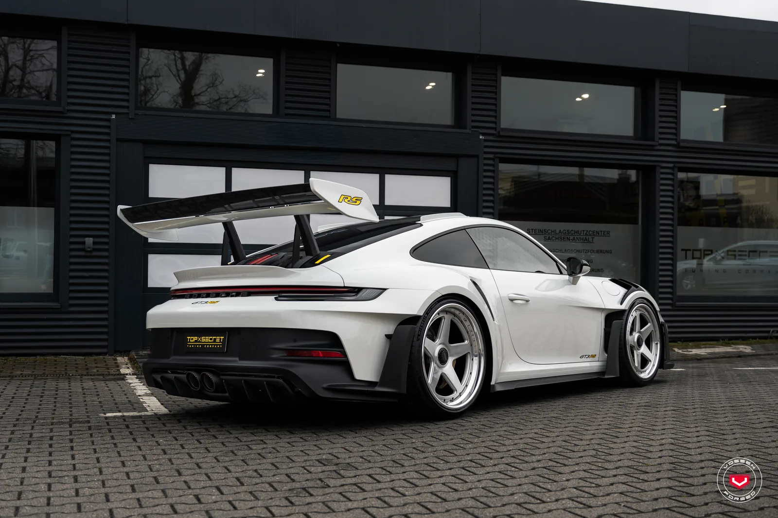 Vossen Forged GEN-01 on Porsche 911 992.1
