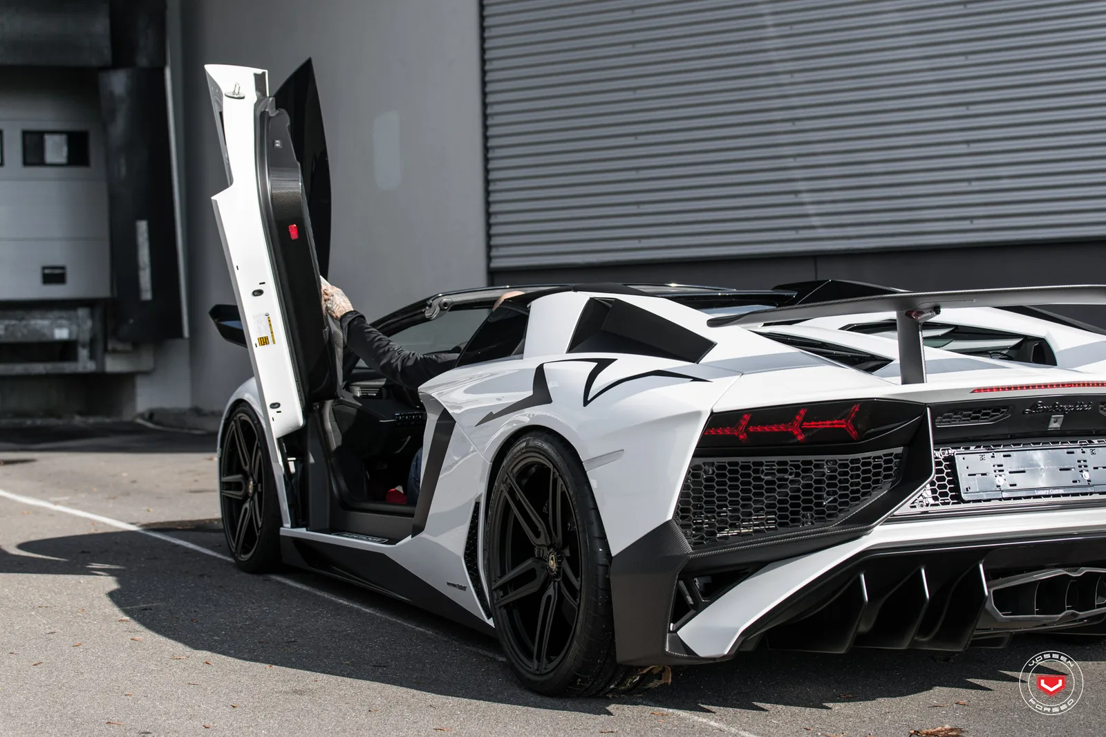 Vossen Forged HC-1 on Lamborghini Aventador First Gen.1, photo 4