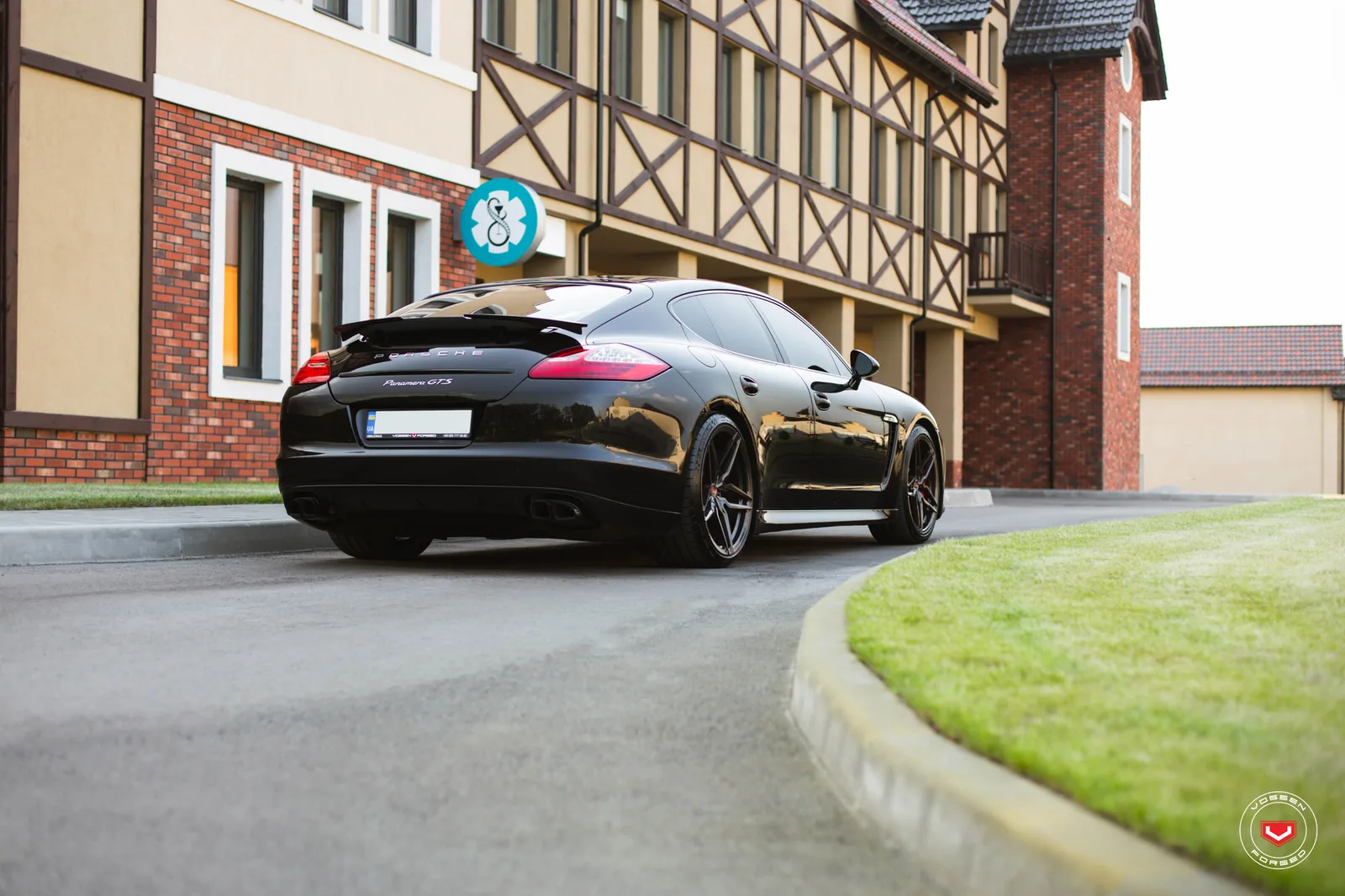 Vossen Forged HC-2 on Porsche Panamera 970.1, photo 6