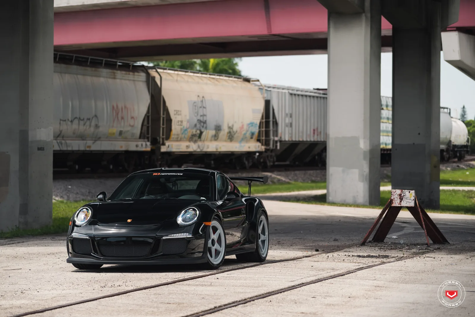 Vossen Forged LC-101 on Porsche 911 991.1, photo 7