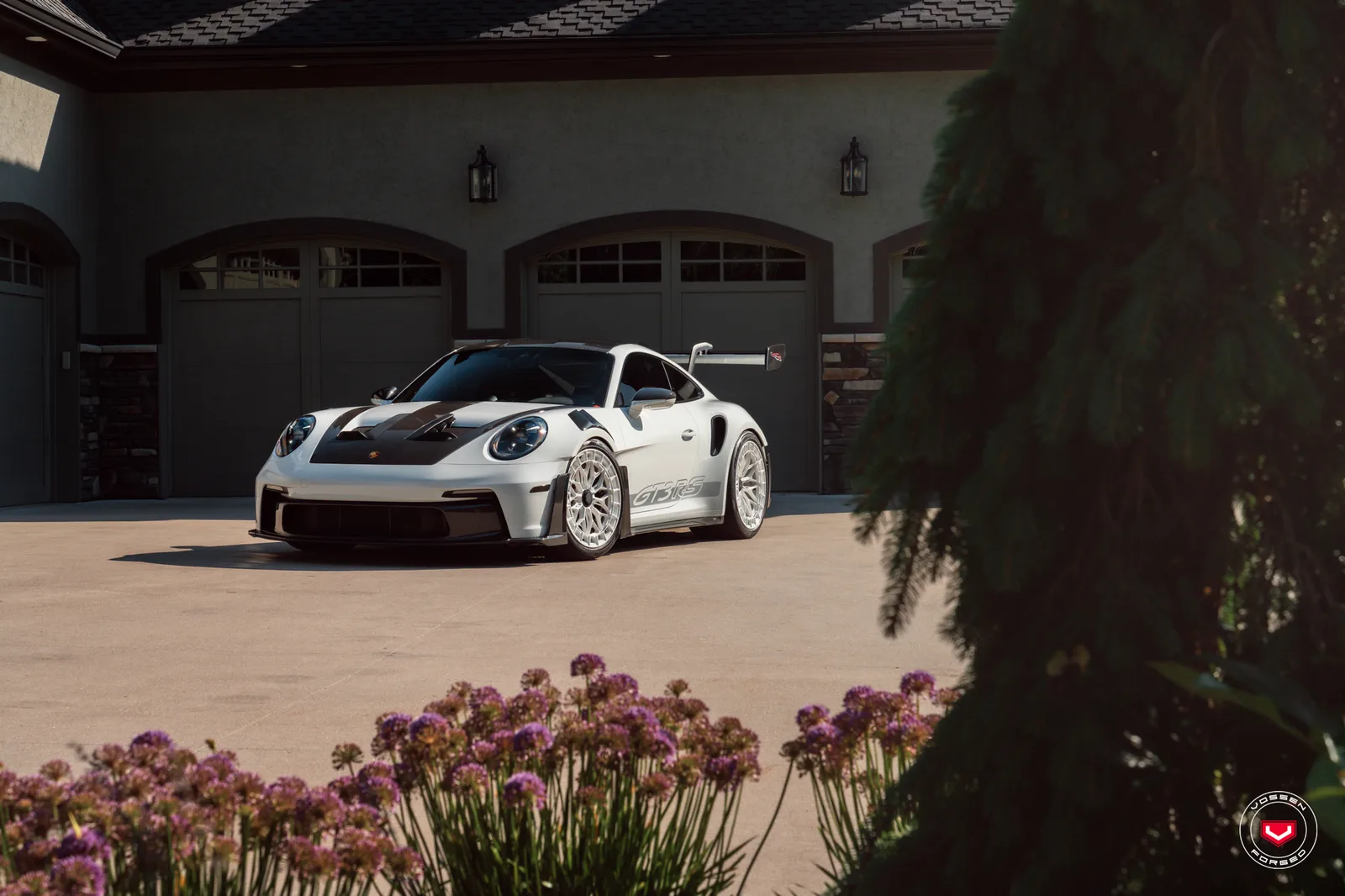 Vossen Forged LC3-02 on Porsche 911 992.1