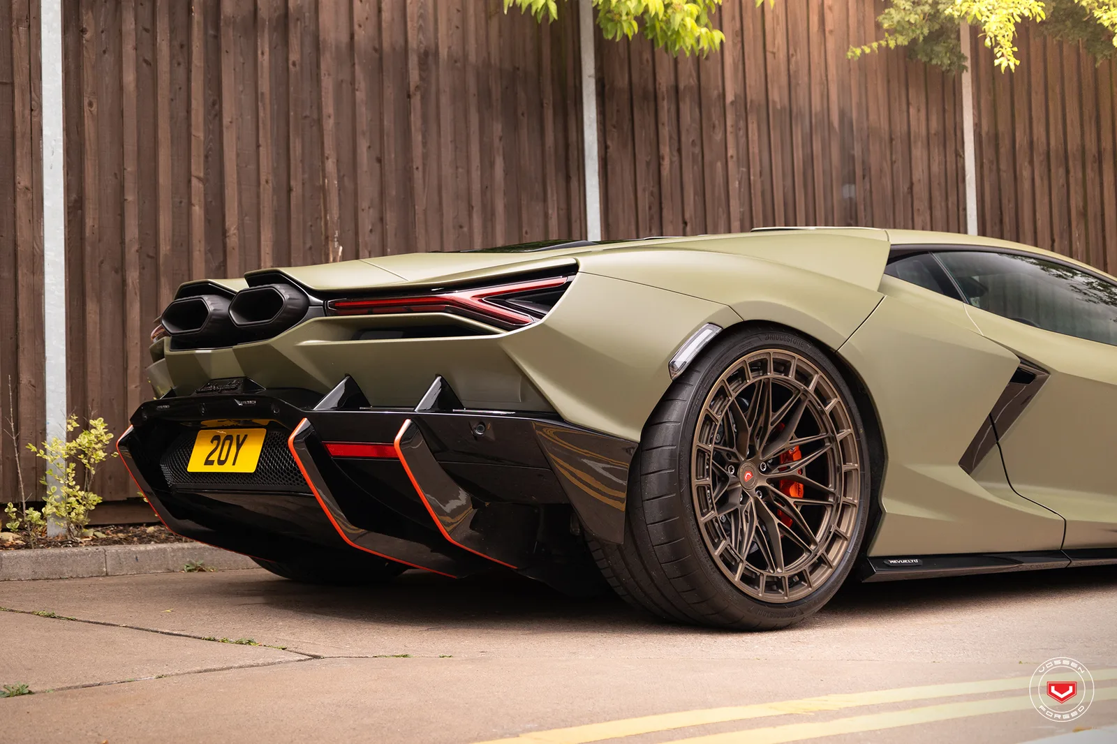 Vossen Forged LC3-02 on Lamborghini Revuelto LB744, photo 3