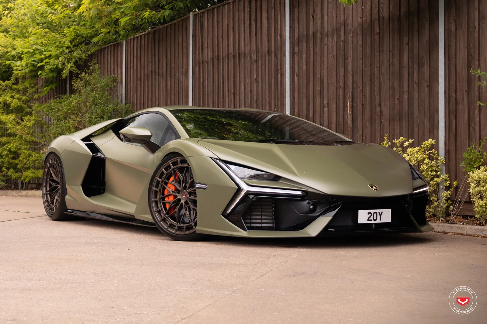 Vossen Forged LC3-02 on Lamborghini Revuelto LB744, photo 2