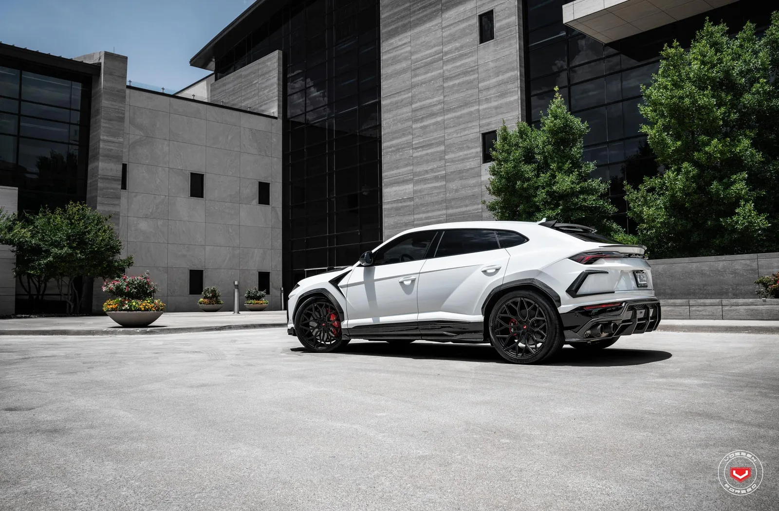 Vossen Forged S17-01 on Lamborghini Urus (2018)