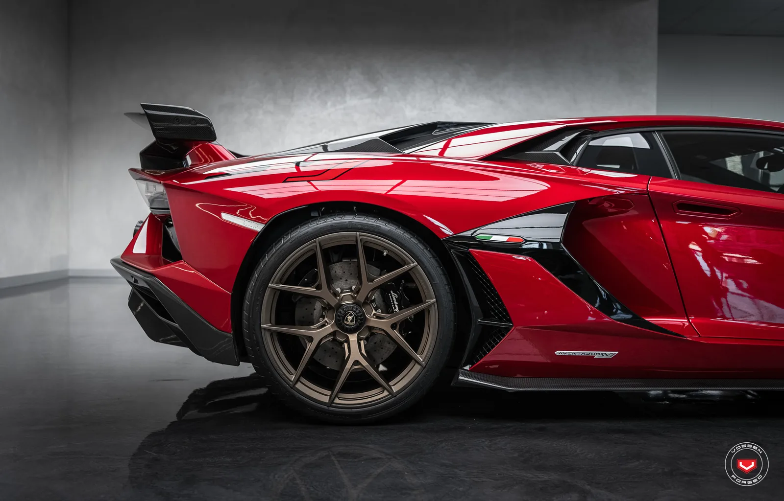 Vossen Forged S21-01 on Lamborghini Aventador First Gen.1, photo 2