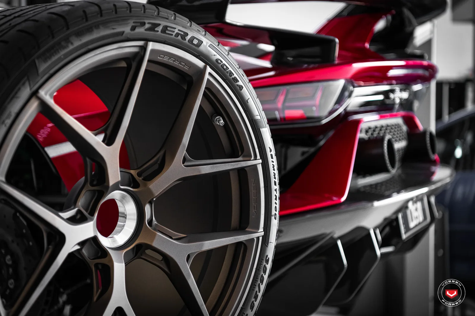 Vossen Forged S21-01 on Lamborghini Aventador First Gen.1, photo 10