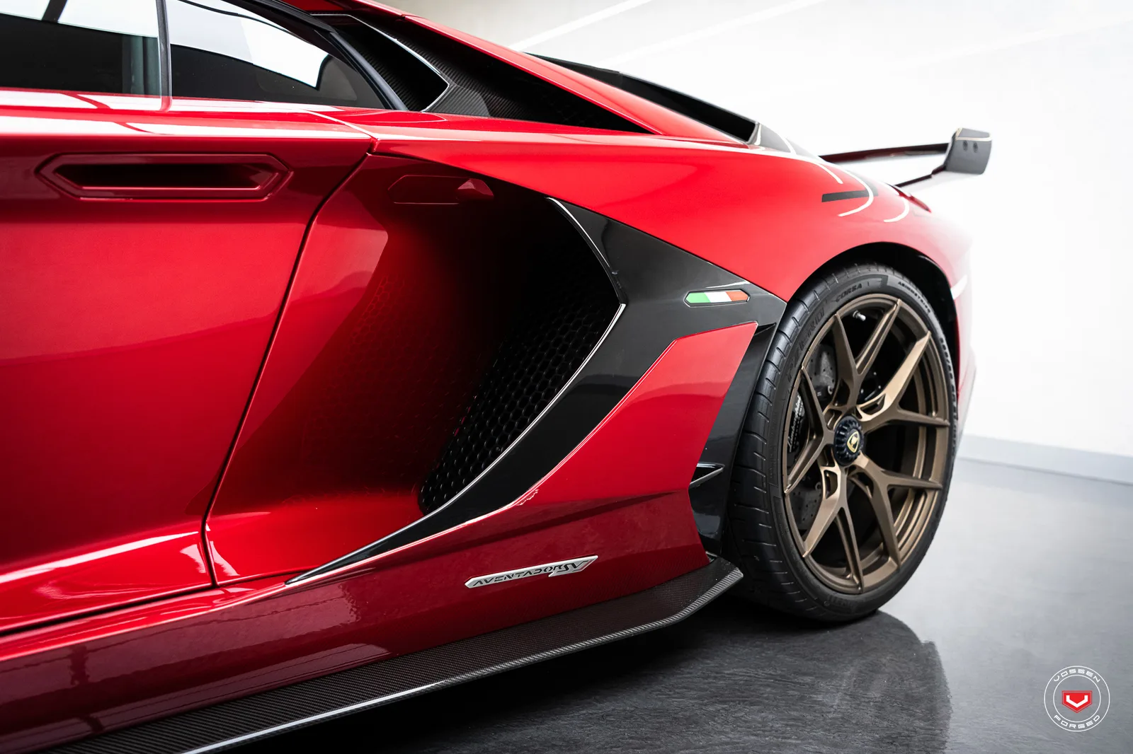Vossen Forged S21-01 on Lamborghini Aventador First Gen.1, photo 7