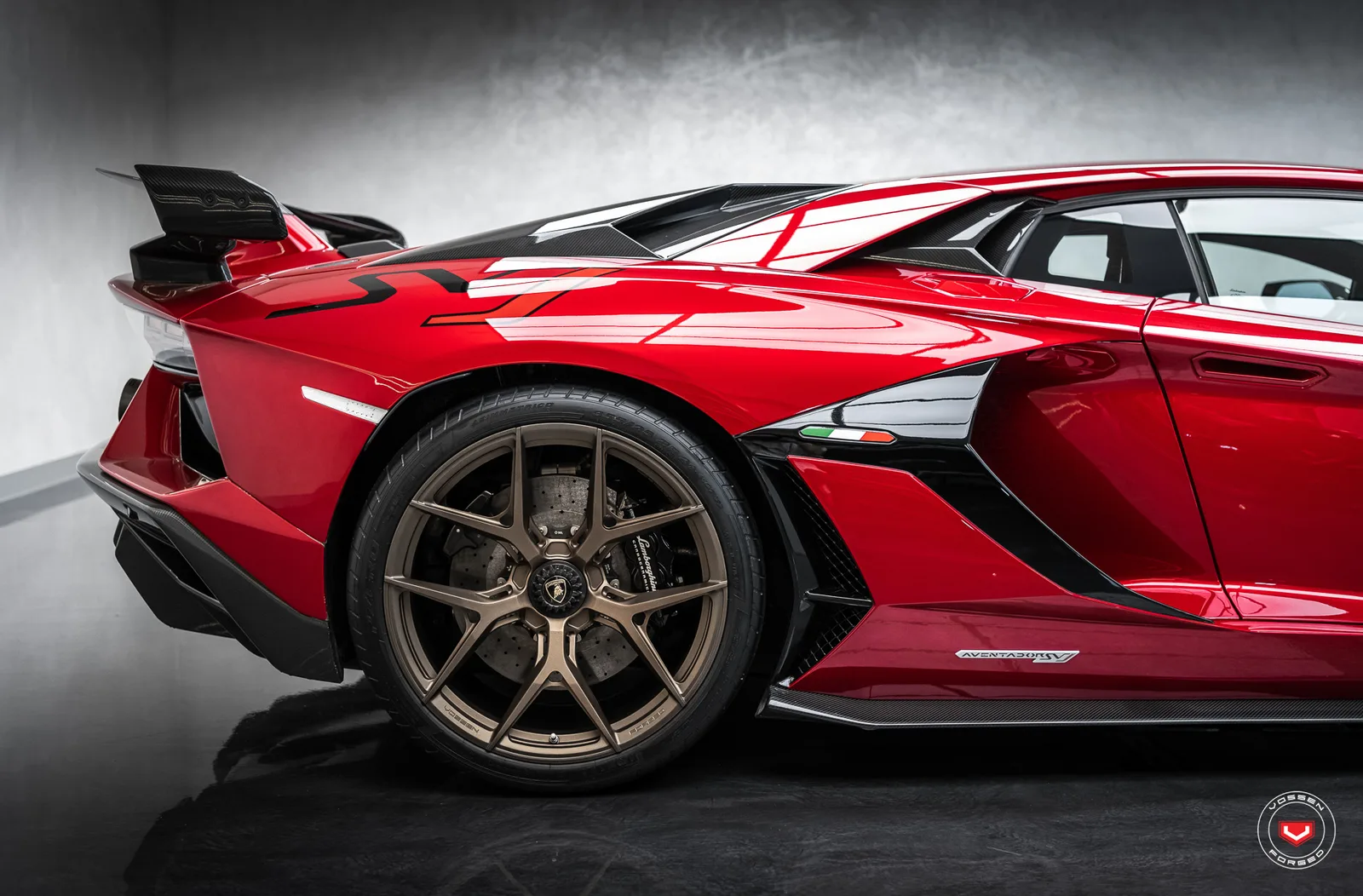 Vossen Forged S21-01 on Lamborghini Aventador First Gen.1