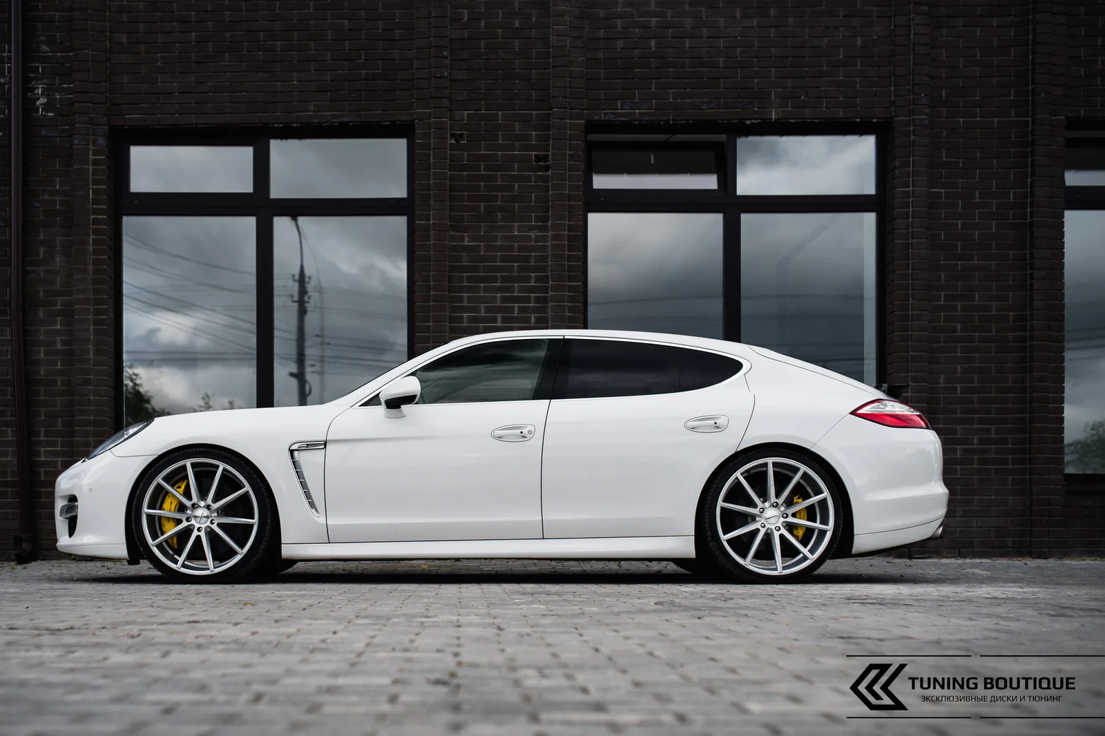 Vossen Forged VFS-1 on Porsche Panamera 970.1, photo 9