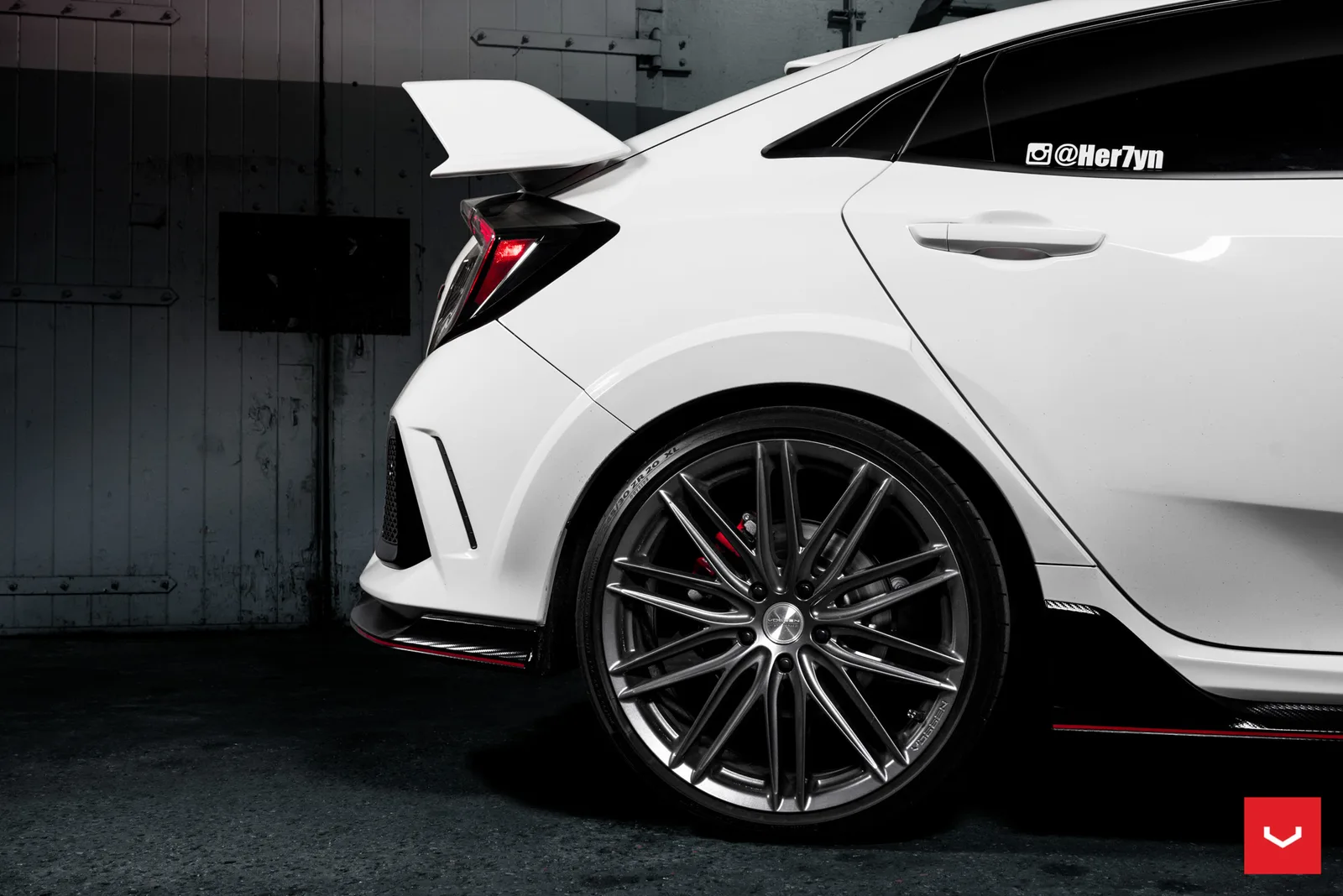 Vossen Forged VFS-4 on Honda Civic Type R FK8, photo 5