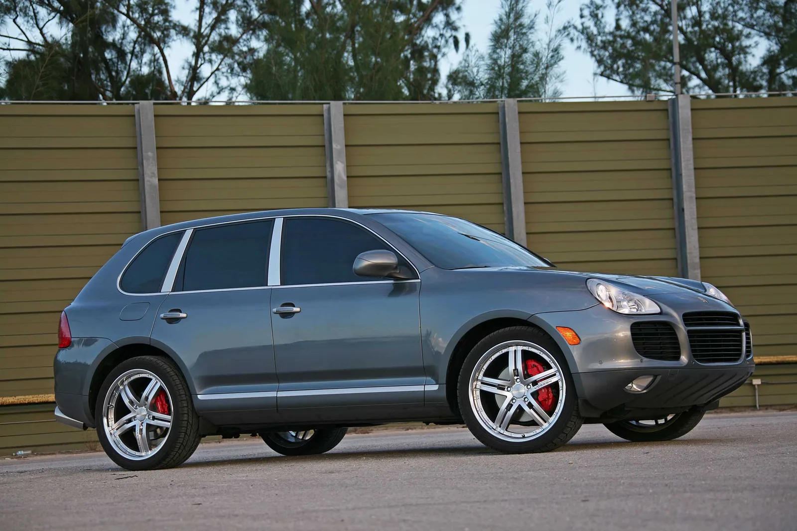 Vossen Forged VVS078 on Porsche Cayenne 955/9PA.1