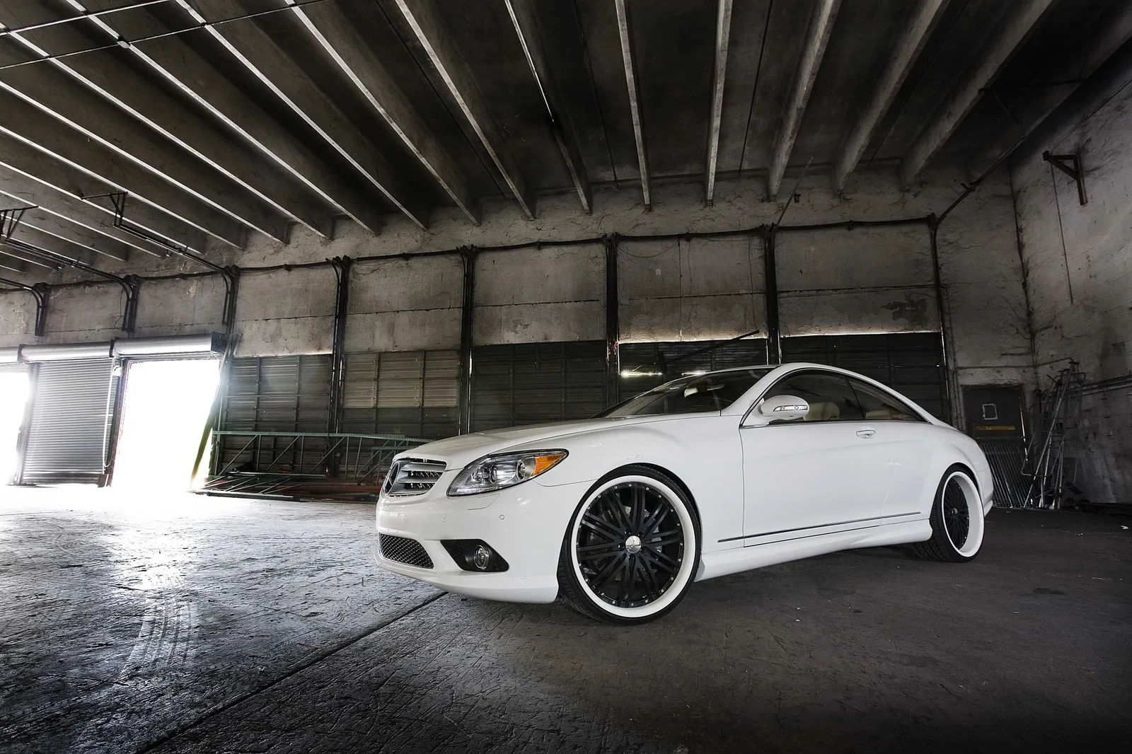 Vossen Forged VVS082 on Mercedes-Benz CL-Class C216.1
