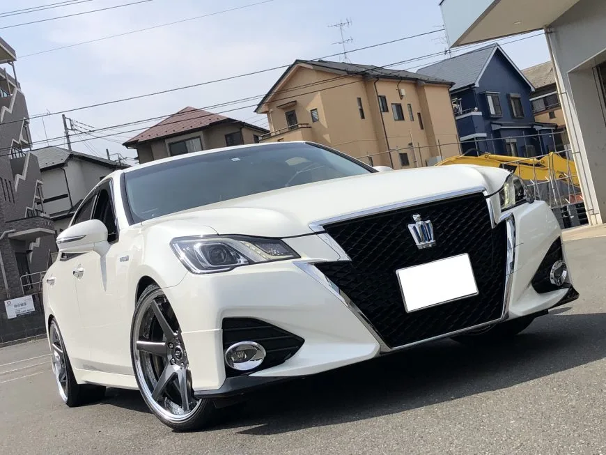 Work Back Label Zeast BST1 on Toyota Crown S210, photo 3