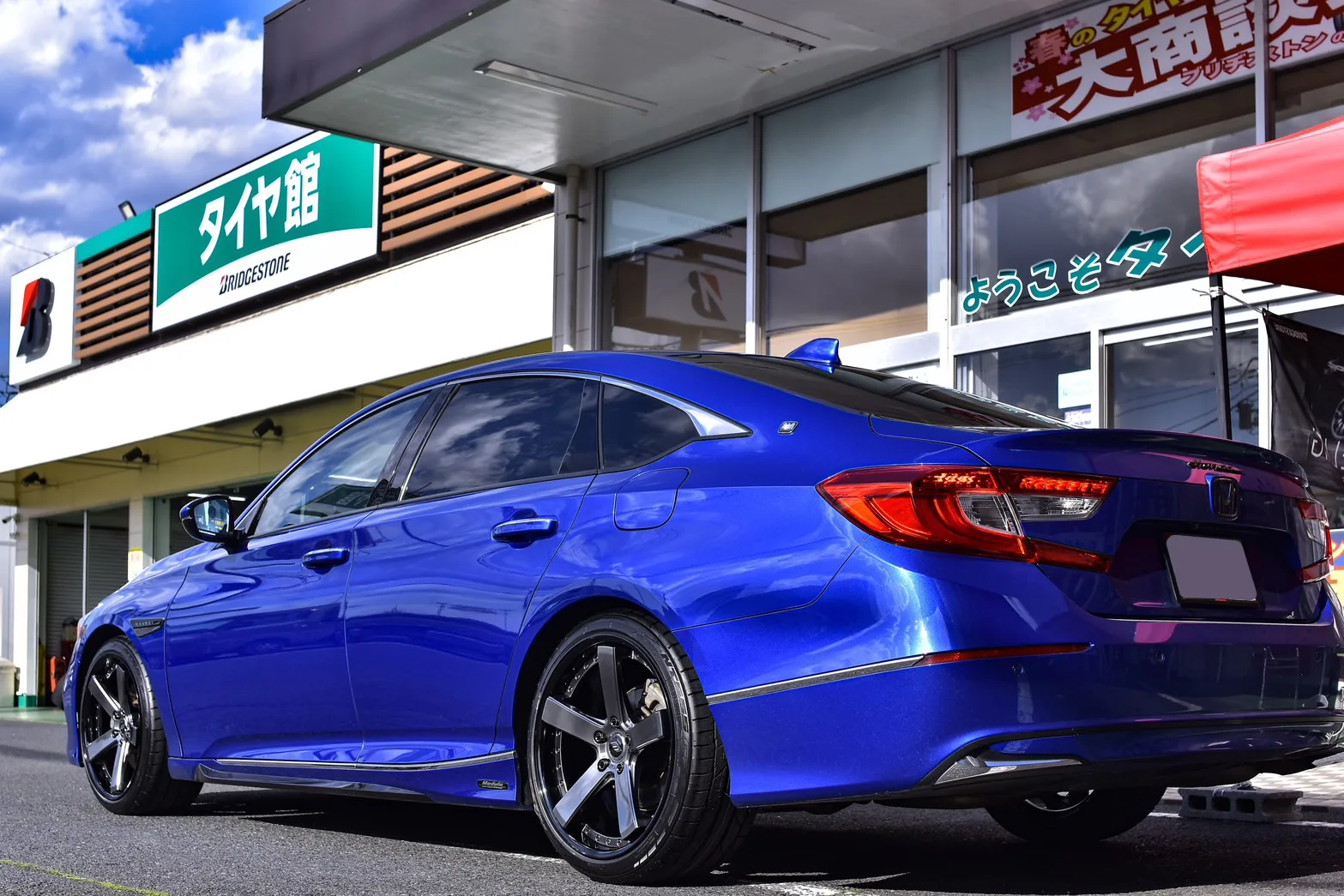 Work Back Label Zeast BST2 on Honda Accord 8th gen (CP/CS), photo 3