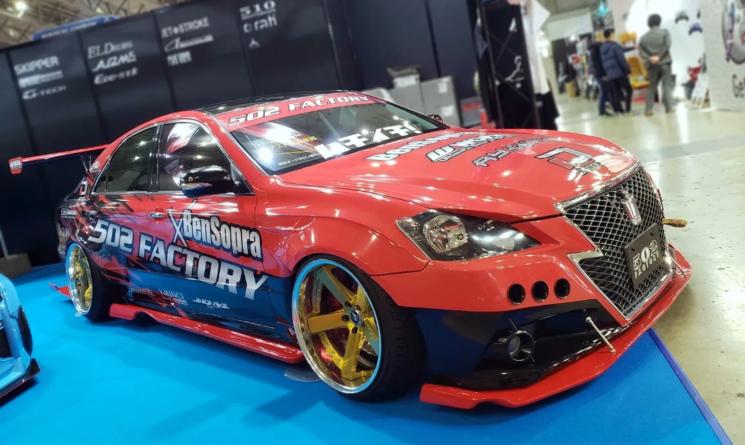 Work Back Label Zeast BST2 on Toyota Crown S210, photo 3