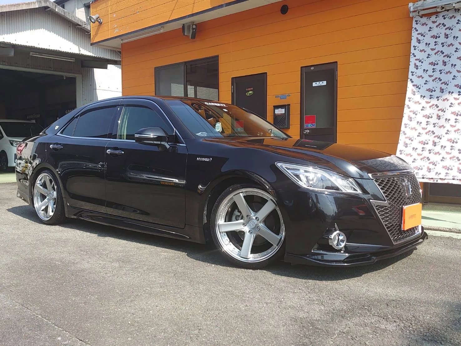 Work Back Label Zeast BST2 on Toyota Crown S210, photo 7