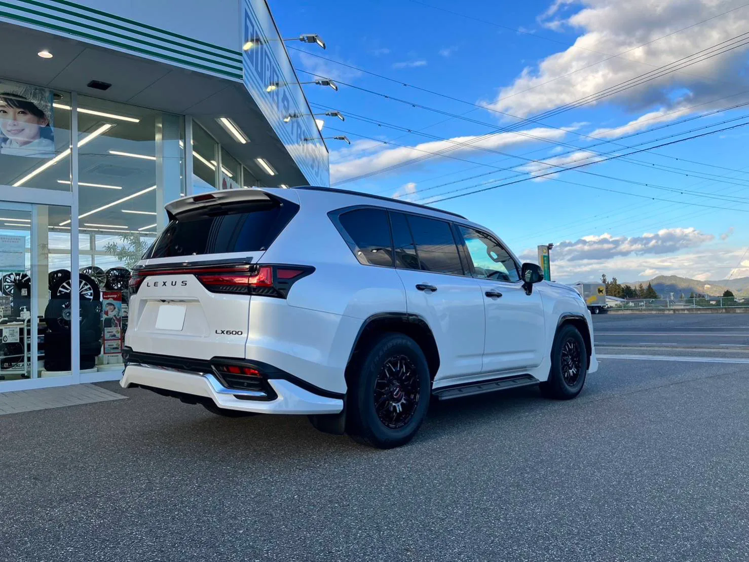 Work Crag Lcg on Lexus LX 600 (J310, 2021-present), photo 3