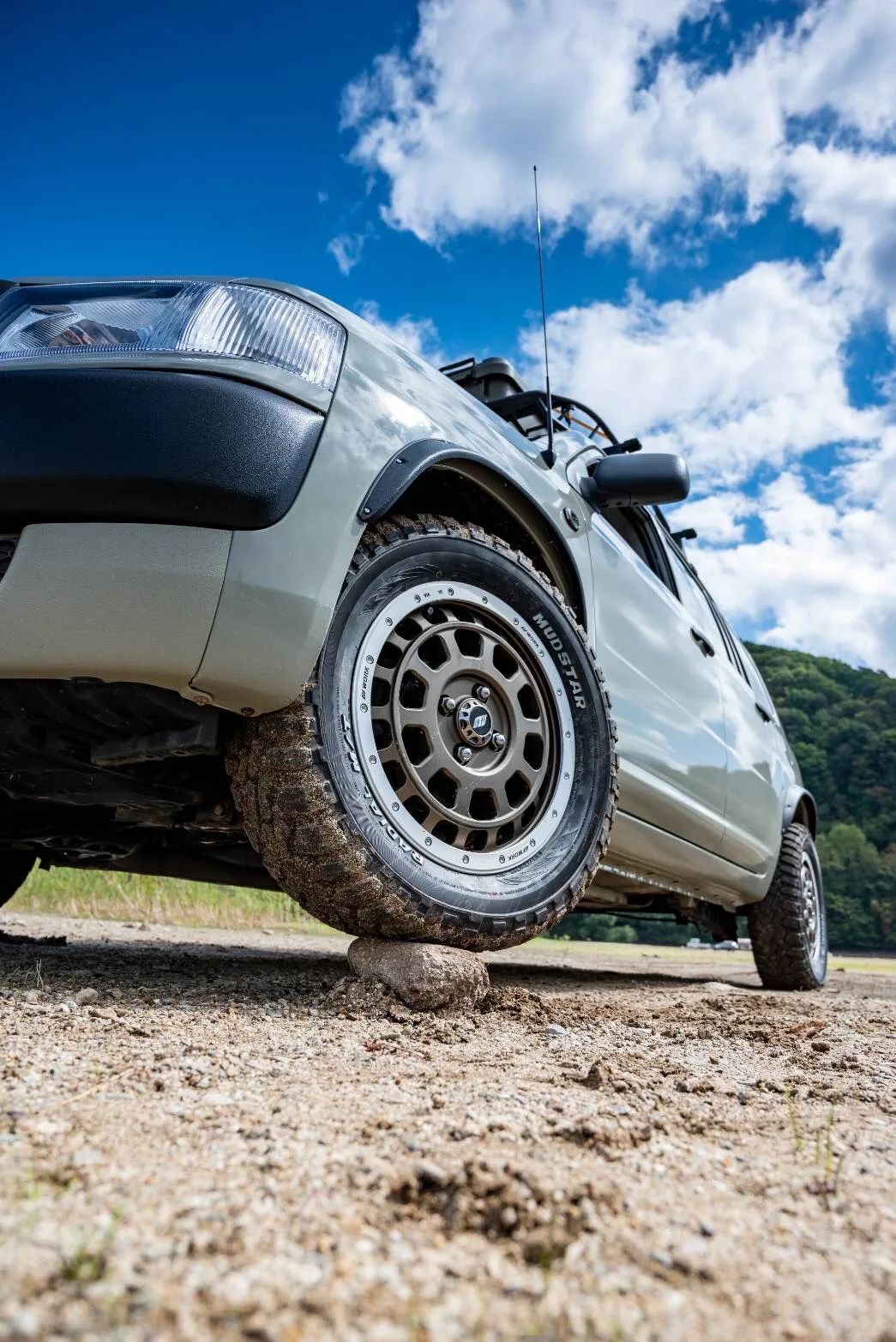 Work Crag T-GRABIC on Toyota Succeed P50, photo 2